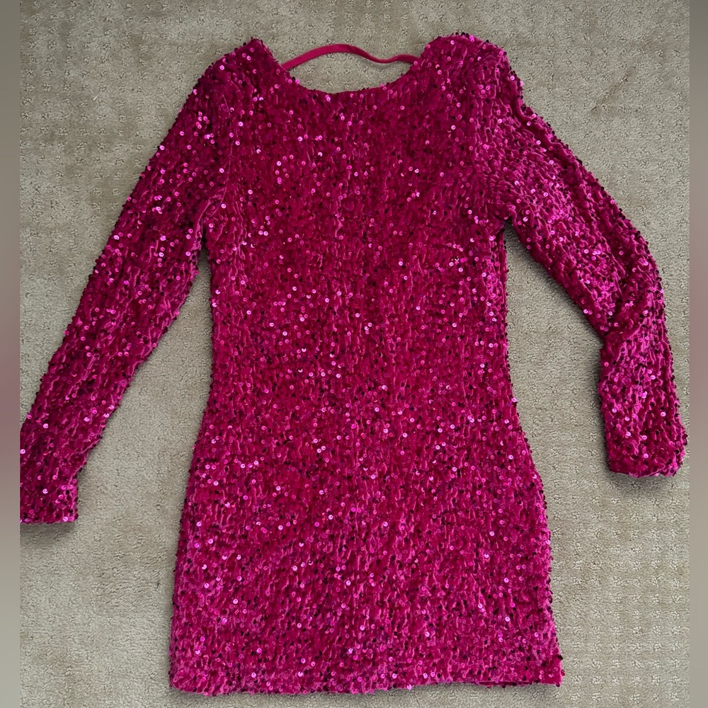 Pink velvet sequence party dress.